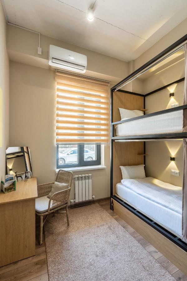 Bodo Hostel Bishkek Bagian luar foto
