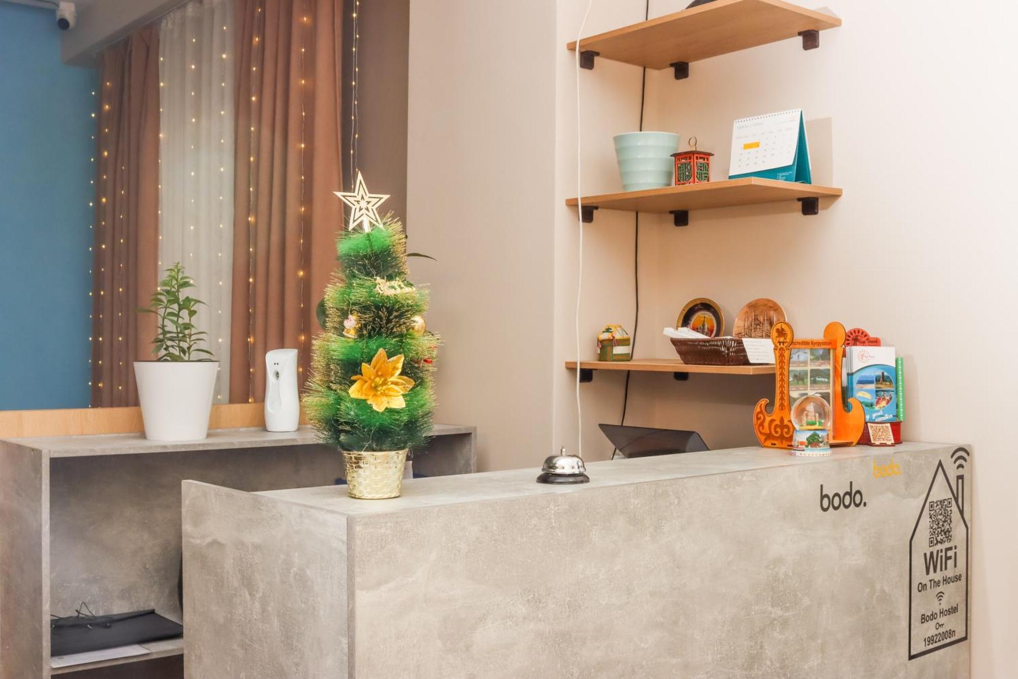 Bodo Hostel Bishkek Bagian luar foto